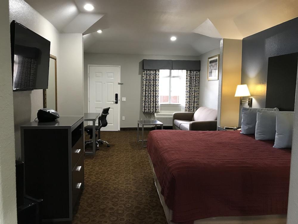 Camelot Inn&Suites Aldine Eksteriør bilde