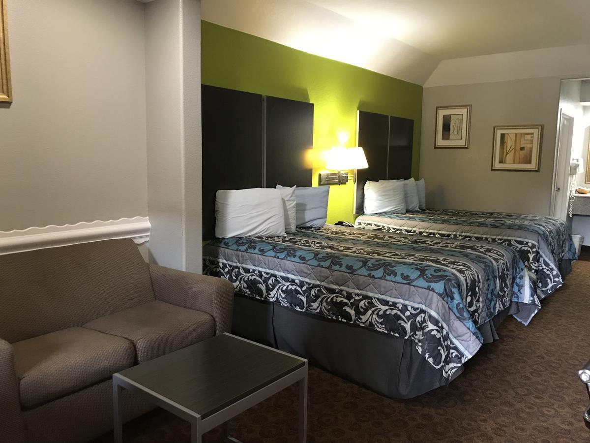 Camelot Inn&Suites Aldine Eksteriør bilde