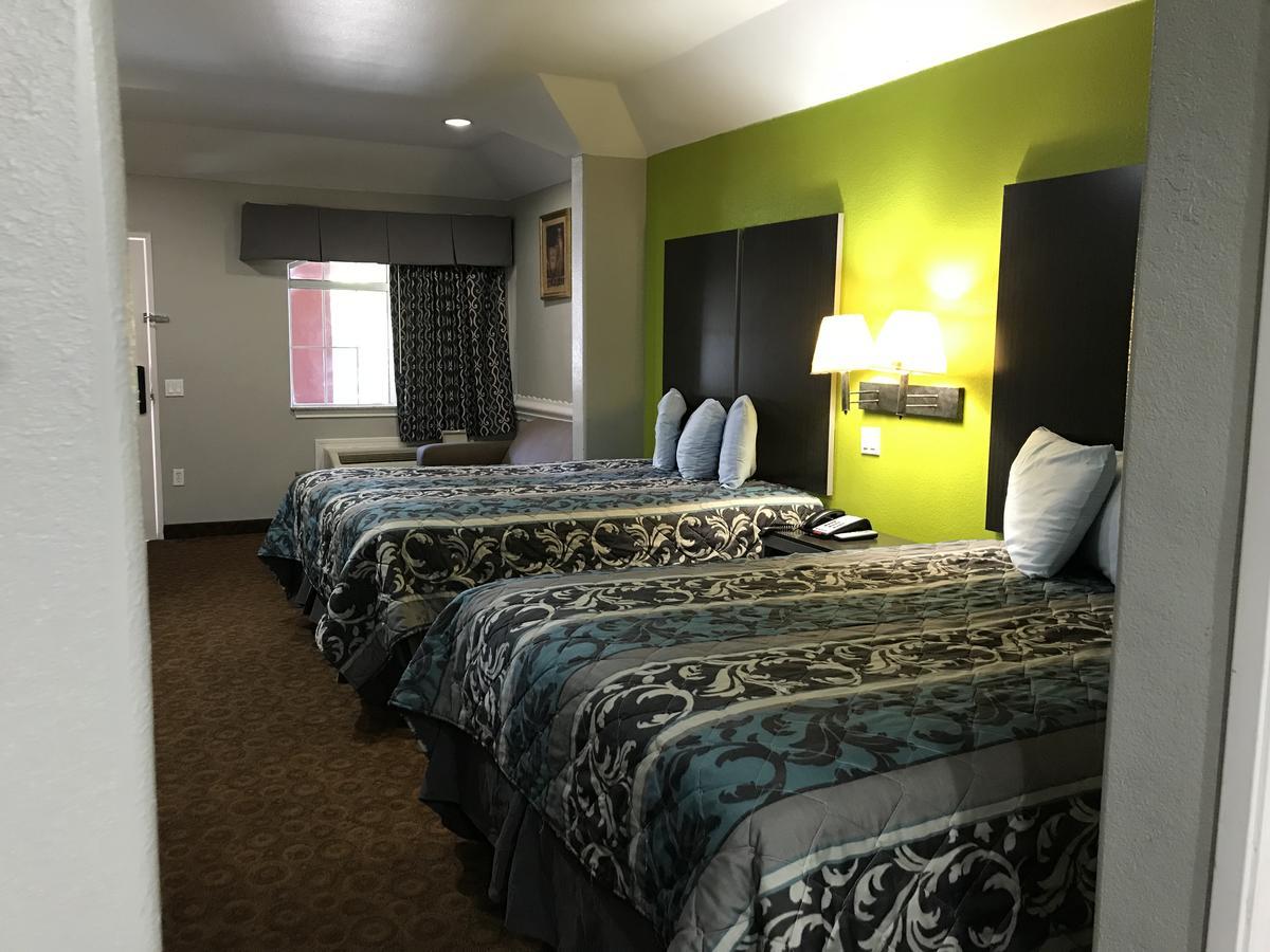 Camelot Inn&Suites Aldine Eksteriør bilde