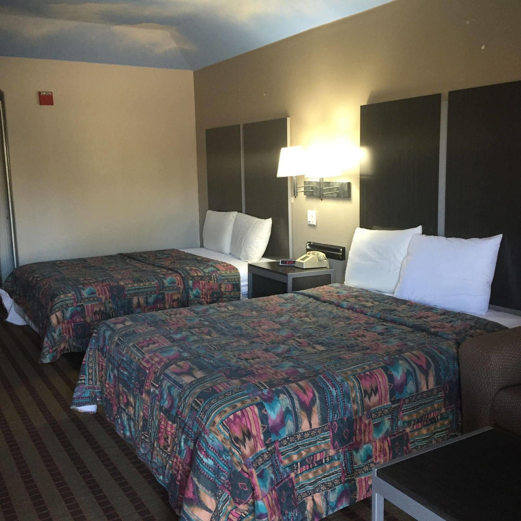 Camelot Inn&Suites Aldine Eksteriør bilde